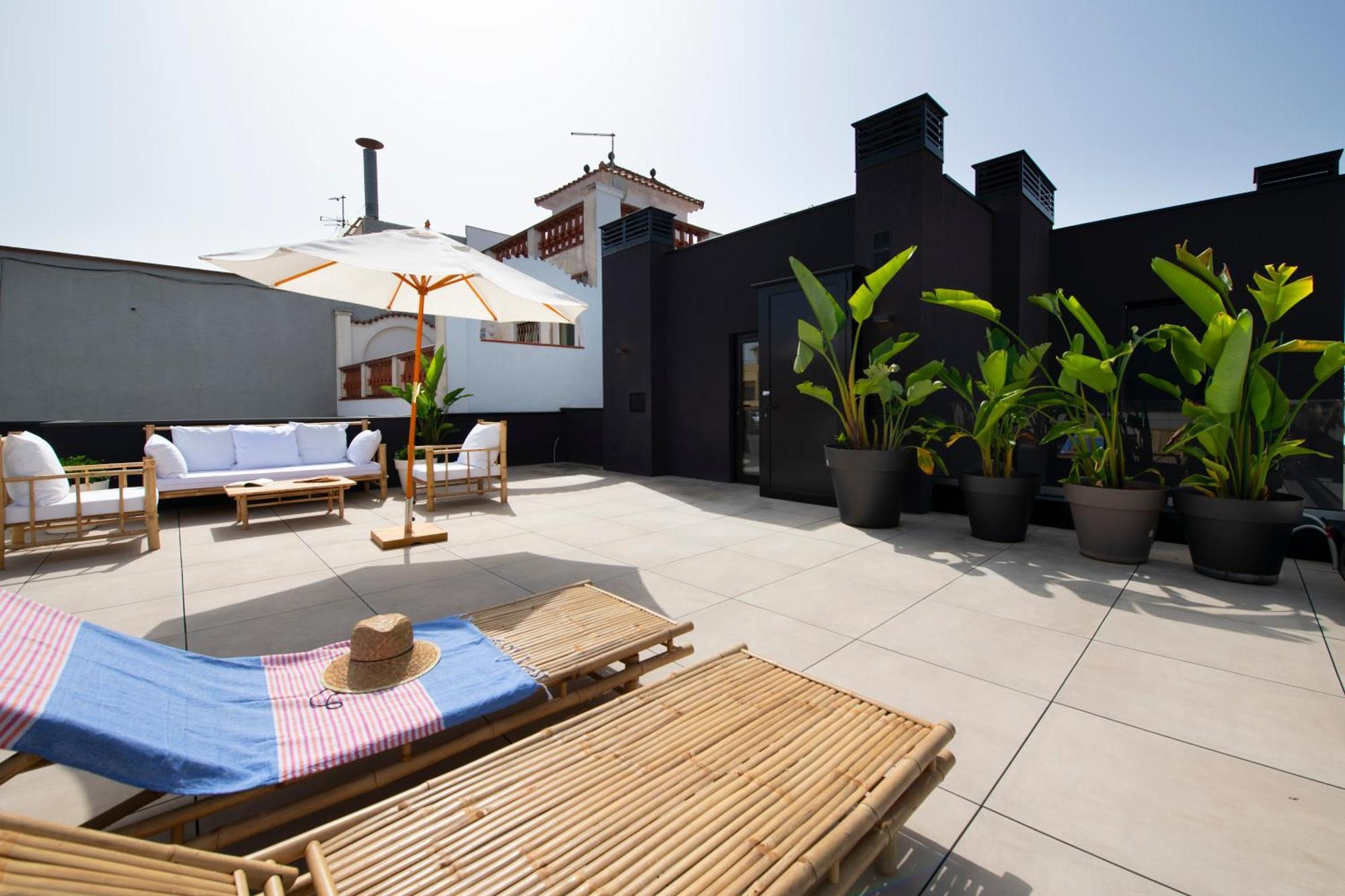 Apartamentos Balisse Castelldefels Exterior foto
